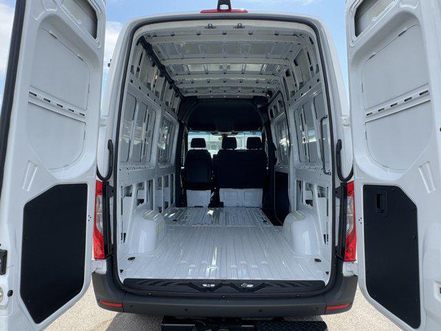 new 2025 Mercedes-Benz Sprinter 2500 car, priced at $64,932
