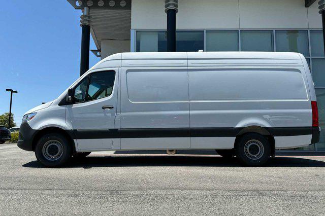 new 2024 Mercedes-Benz Sprinter 2500 car, priced at $65,211