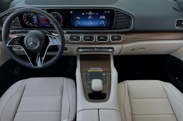 new 2025 Mercedes-Benz GLE 450 car, priced at $83,930