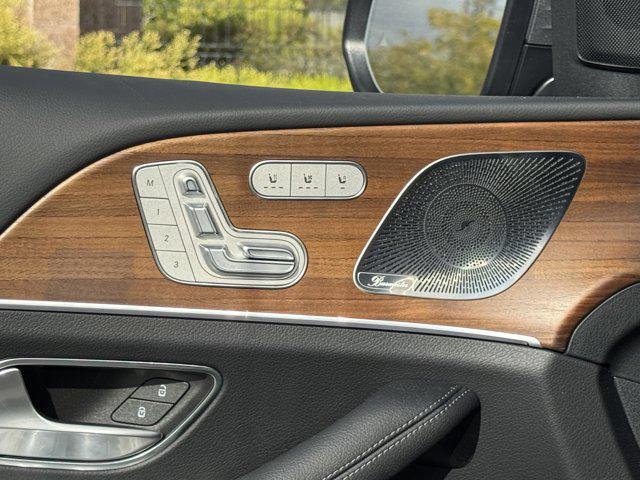 new 2025 Mercedes-Benz GLS 450 car, priced at $95,145