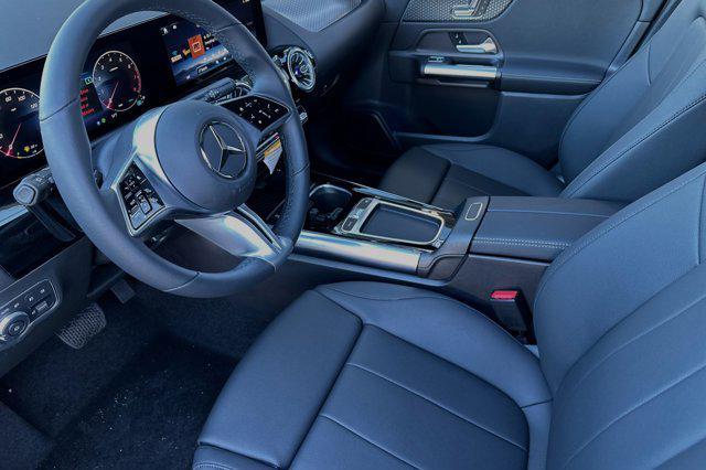 new 2024 Mercedes-Benz GLA 250 car, priced at $44,070