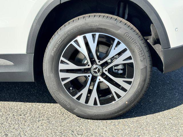 new 2025 Mercedes-Benz GLA 250 car, priced at $45,845