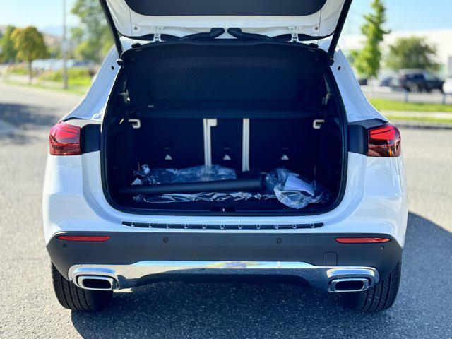 new 2025 Mercedes-Benz GLA 250 car, priced at $45,845