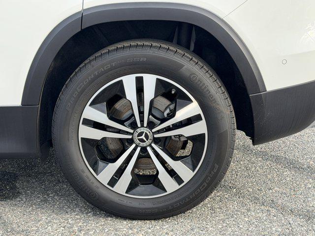 used 2025 Mercedes-Benz GLB 250 car, priced at $41,400