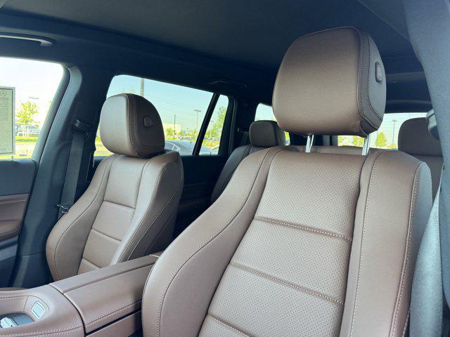 new 2025 Mercedes-Benz GLS 450 car, priced at $93,280