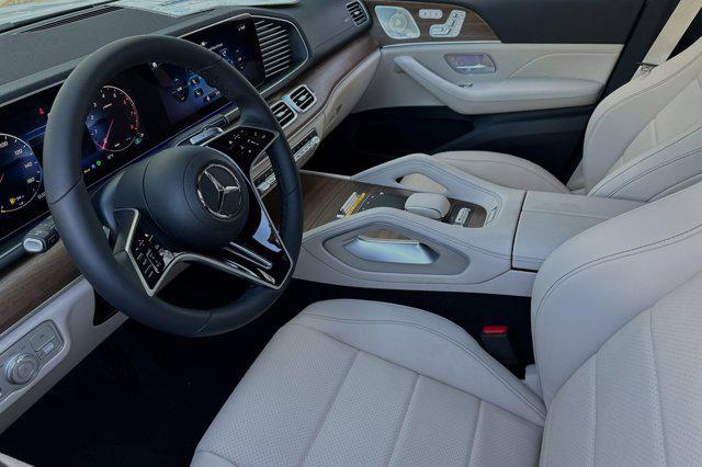 new 2025 Mercedes-Benz GLS 450 car, priced at $91,775