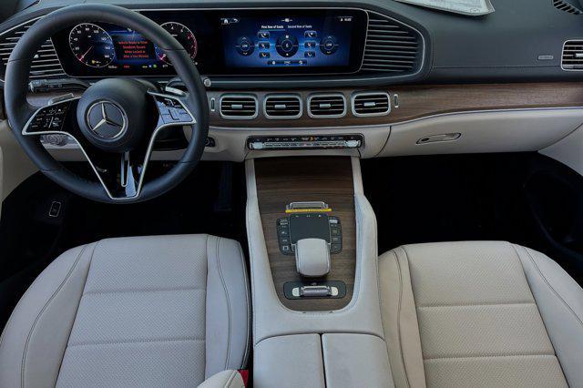 new 2025 Mercedes-Benz GLS 450 car, priced at $91,775