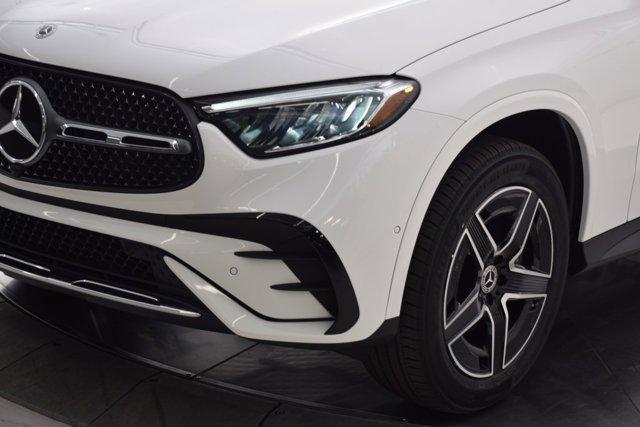 new 2025 Mercedes-Benz GLC 300 car, priced at $64,255