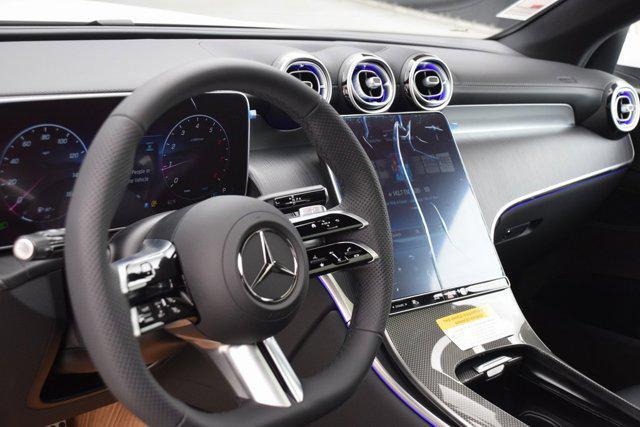 new 2025 Mercedes-Benz GLC 300 car, priced at $64,255