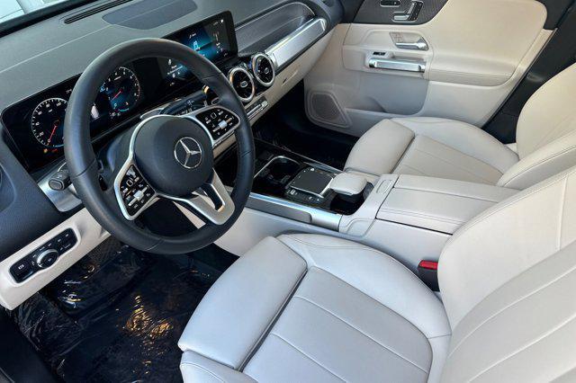 used 2022 Mercedes-Benz GLB 250 car, priced at $27,200