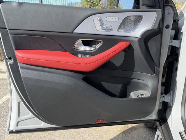 new 2026 Mercedes-Benz GLE 450 car, priced at $91,015