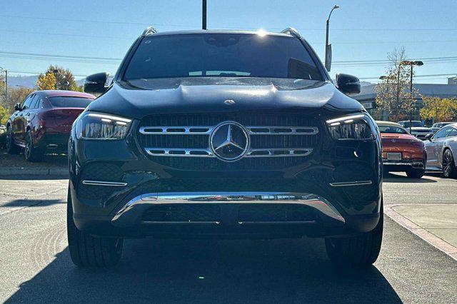 new 2025 Mercedes-Benz GLE 450 car, priced at $81,985