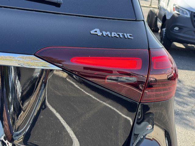 new 2026 Mercedes-Benz GLE 450 car, priced at $83,340