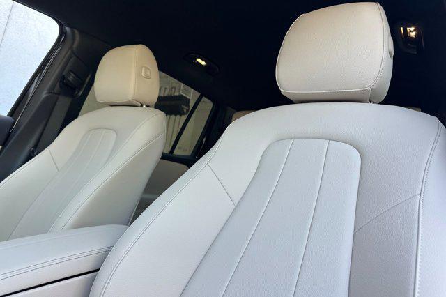 new 2025 Mercedes-Benz EQB 250 car, priced at $57,950