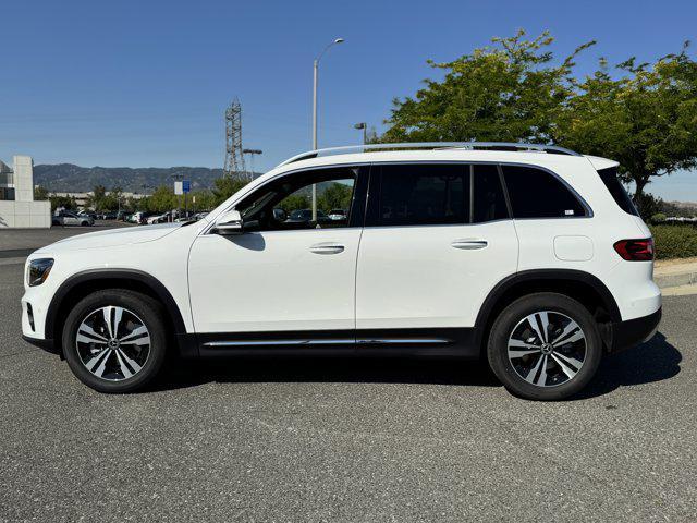 new 2025 Mercedes-Benz GLB 250 car, priced at $47,145