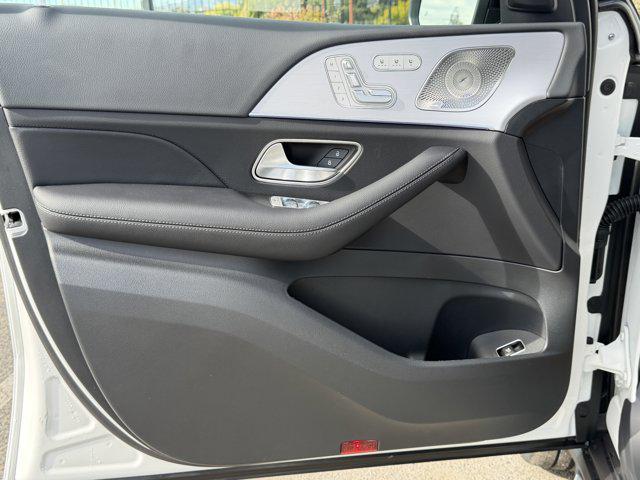 new 2026 Mercedes-Benz GLE 450 car, priced at $85,950