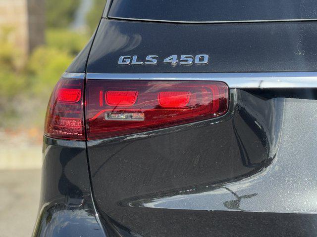 new 2025 Mercedes-Benz GLS 450 car, priced at $91,945