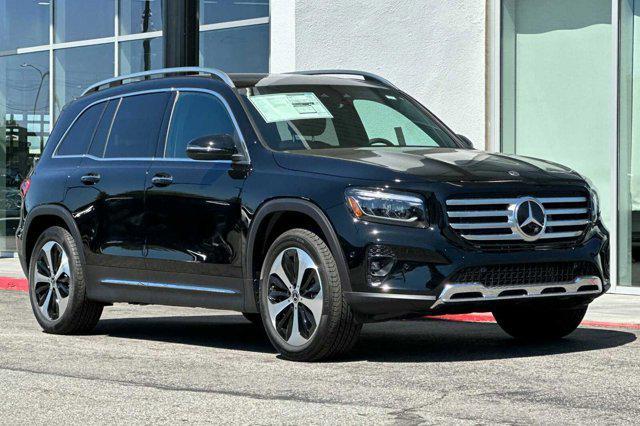 new 2024 Mercedes-Benz GLB 250 car, priced at $53,815