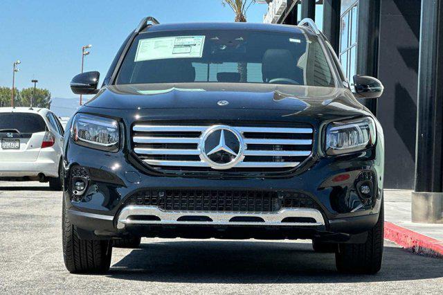 new 2024 Mercedes-Benz GLB 250 car, priced at $53,815