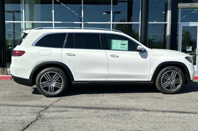 new 2025 Mercedes-Benz GLS 450 car, priced at $92,945