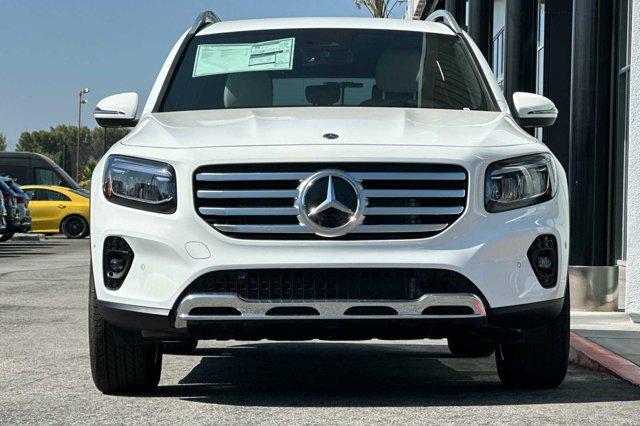 new 2025 Mercedes-Benz GLB 250 car, priced at $49,620