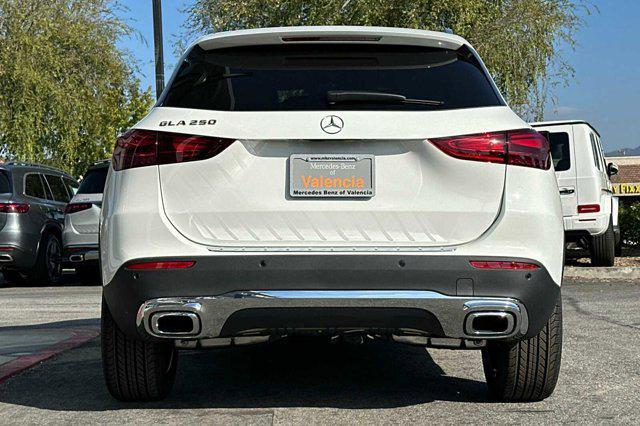 new 2025 Mercedes-Benz GLA 250 car, priced at $47,045