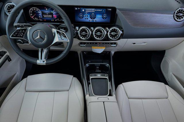 new 2025 Mercedes-Benz GLA 250 car, priced at $47,045