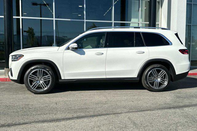 new 2025 Mercedes-Benz GLS 450 car, priced at $92,275