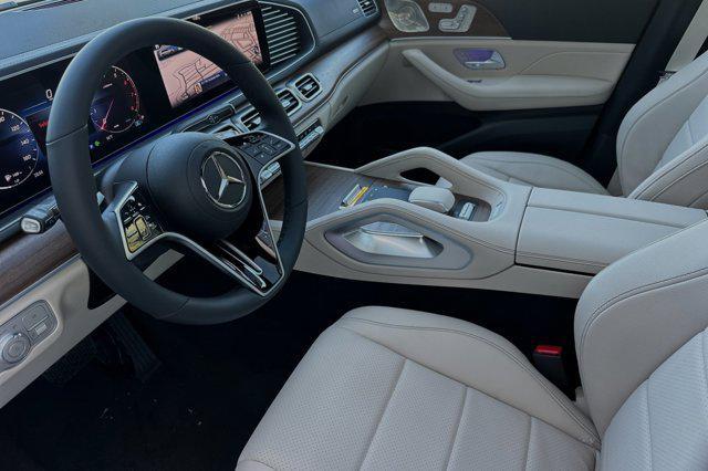 new 2025 Mercedes-Benz GLS 450 car, priced at $92,275