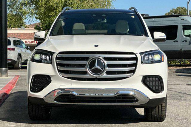 new 2025 Mercedes-Benz GLS 450 car, priced at $92,275