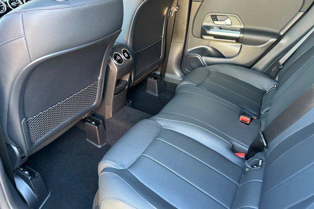 new 2025 Mercedes-Benz GLA 250 car, priced at $44,345