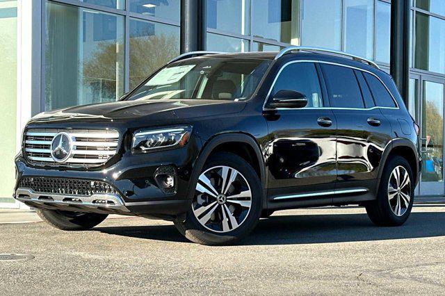 new 2025 Mercedes-Benz GLB 250 car, priced at $47,420