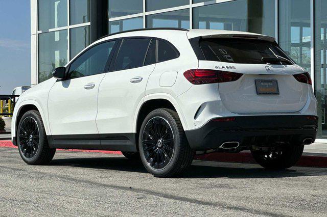 new 2025 Mercedes-Benz GLA 250 car, priced at $52,930