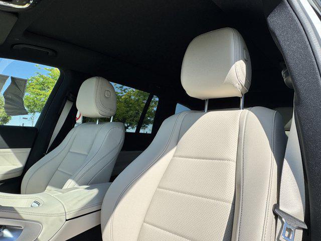 new 2025 Mercedes-Benz GLS 450 car, priced at $96,575
