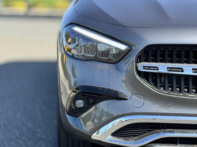 new 2025 Mercedes-Benz GLA 250 car, priced at $49,620