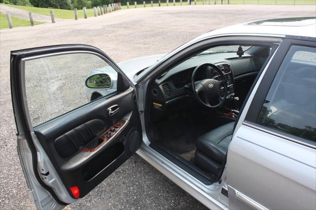used 2004 Hyundai Sonata car, priced at $3,995