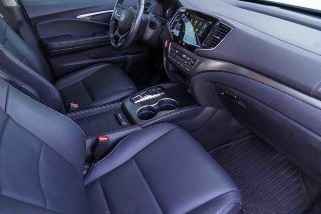 used 2022 Honda Pilot car, priced at $29,619