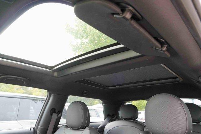 used 2023 MINI Hardtop car, priced at $28,619