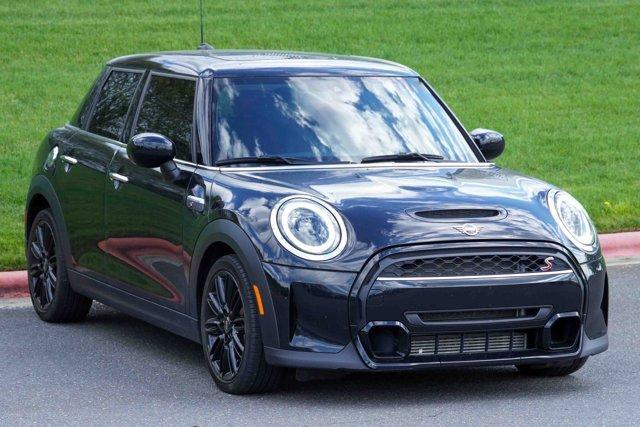 used 2023 MINI Hardtop car, priced at $27,491