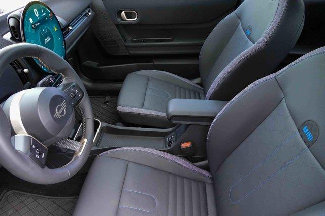 used 2025 MINI Hardtop car, priced at $33,991