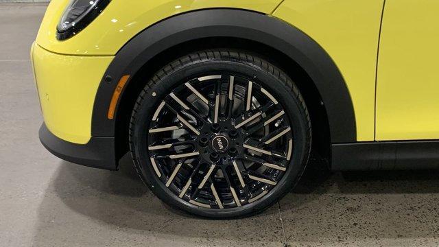 new 2025 MINI Hardtop car, priced at $36,075