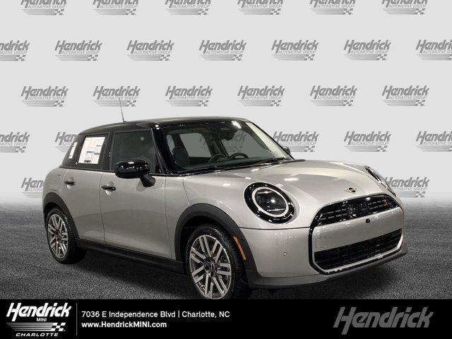 new 2025 MINI Hardtop car, priced at $38,295