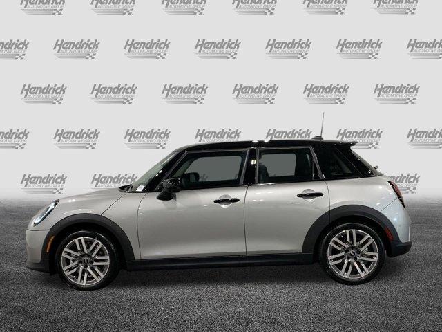 new 2025 MINI Hardtop car, priced at $38,295