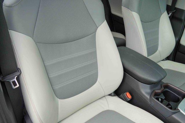 used 2020 Toyota RAV4 car, priced at $29,991