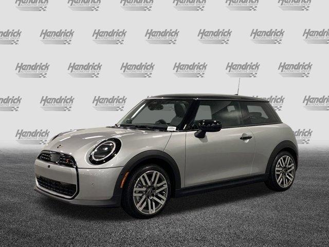 used 2025 MINI Hardtop car, priced at $37,295