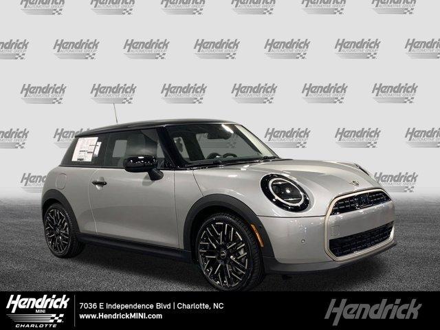 new 2025 MINI Hardtop car, priced at $32,945