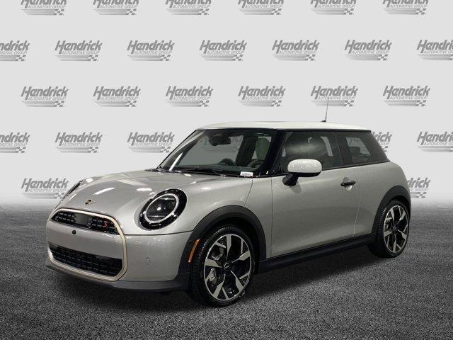 new 2025 MINI Hardtop car, priced at $38,295