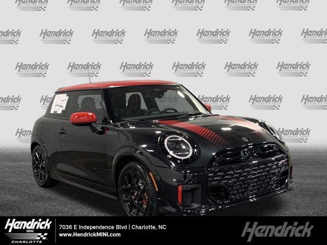 new 2025 MINI Hardtop car, priced at $43,595