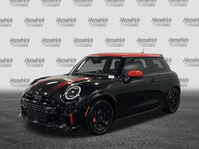 new 2025 MINI Hardtop car, priced at $43,595