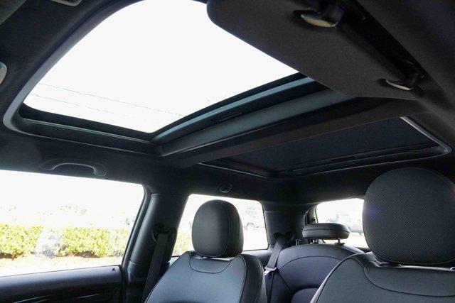 used 2023 MINI Hardtop car, priced at $27,991